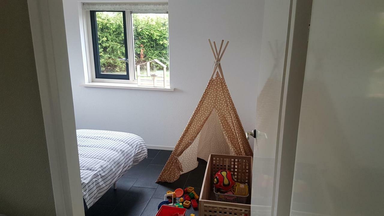 Luxus Familienvilla Mit Jacuzzi & Sauna Tzummarum Εξωτερικό φωτογραφία