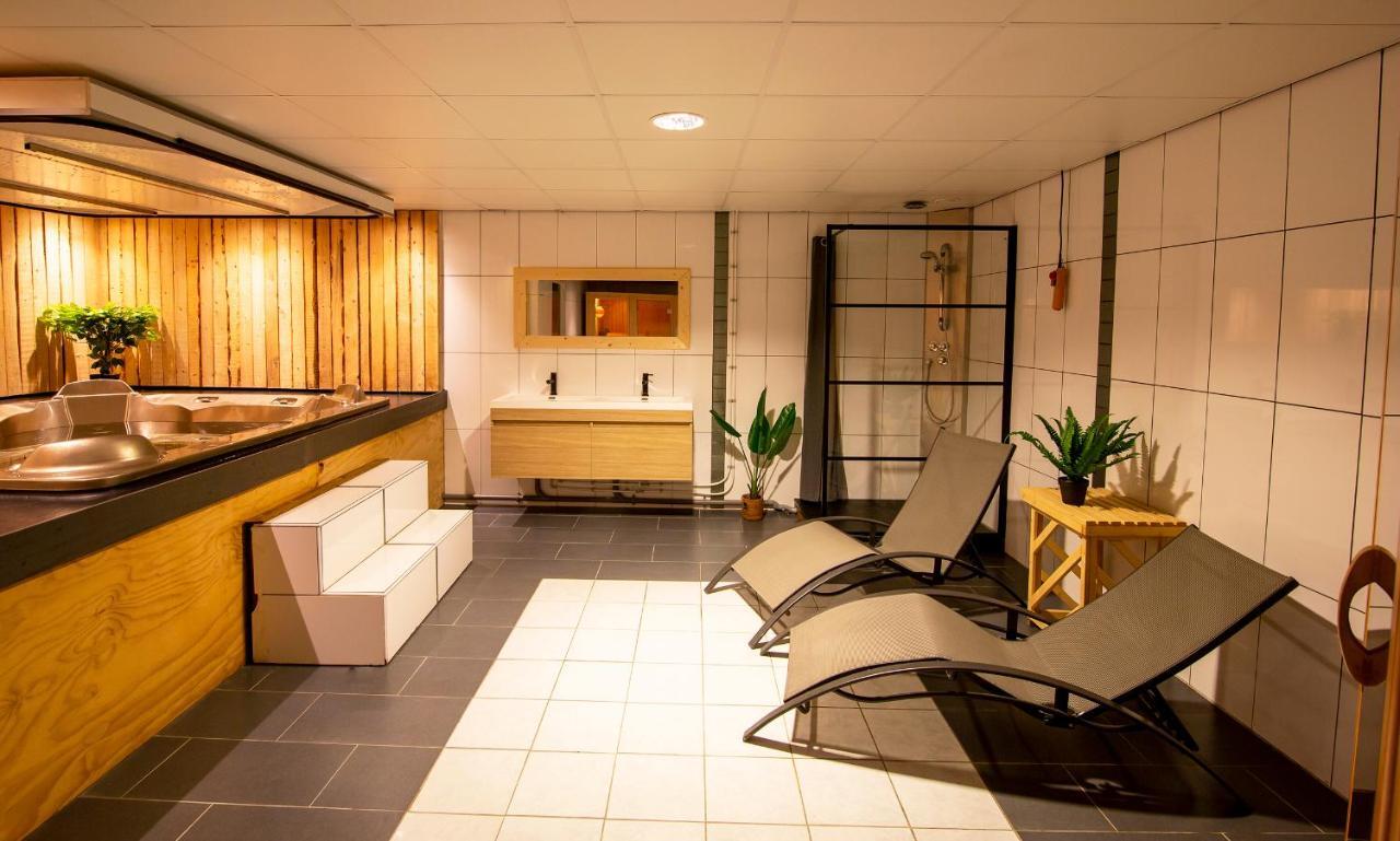 Luxus Familienvilla Mit Jacuzzi & Sauna Tzummarum Εξωτερικό φωτογραφία