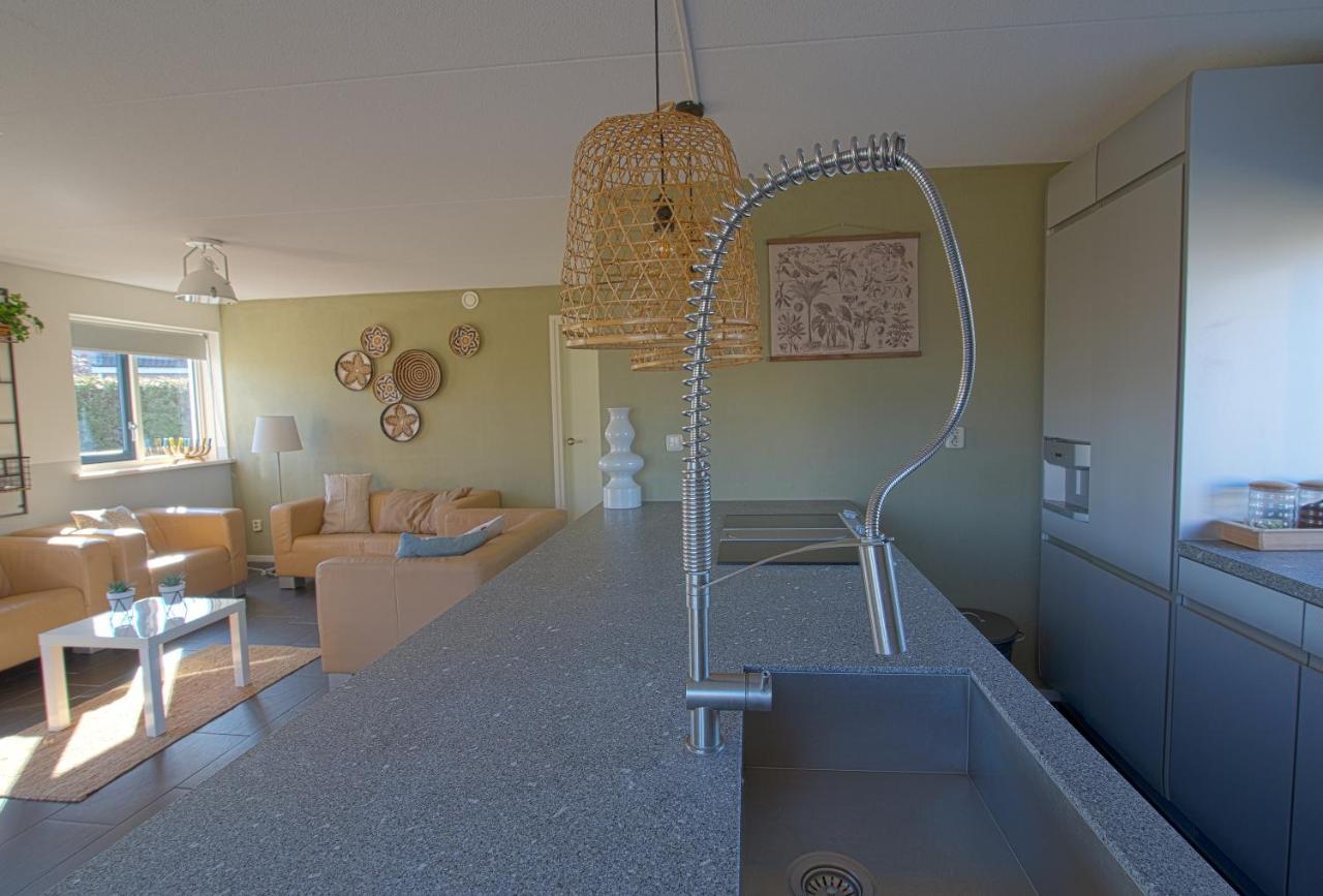 Luxus Familienvilla Mit Jacuzzi & Sauna Tzummarum Εξωτερικό φωτογραφία