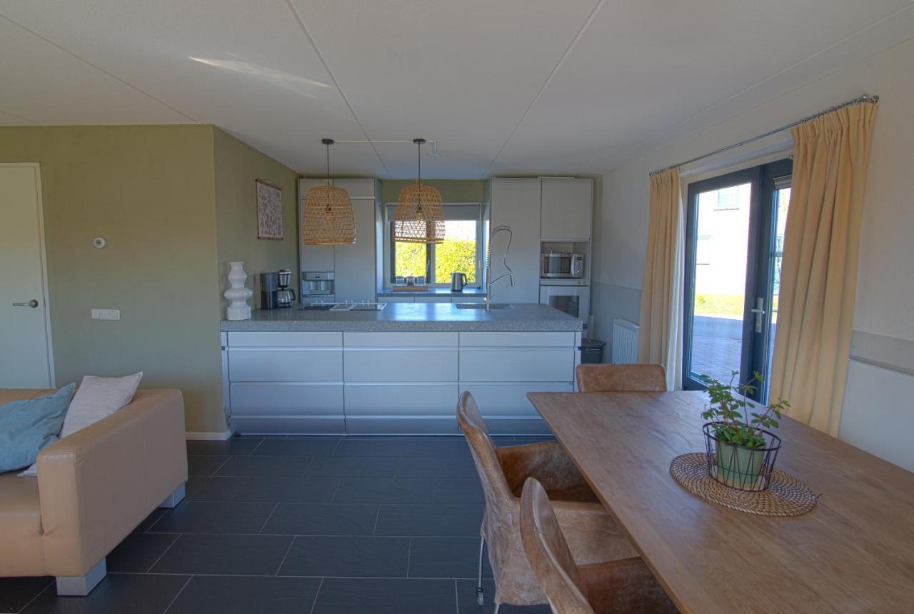 Luxus Familienvilla Mit Jacuzzi & Sauna Tzummarum Εξωτερικό φωτογραφία